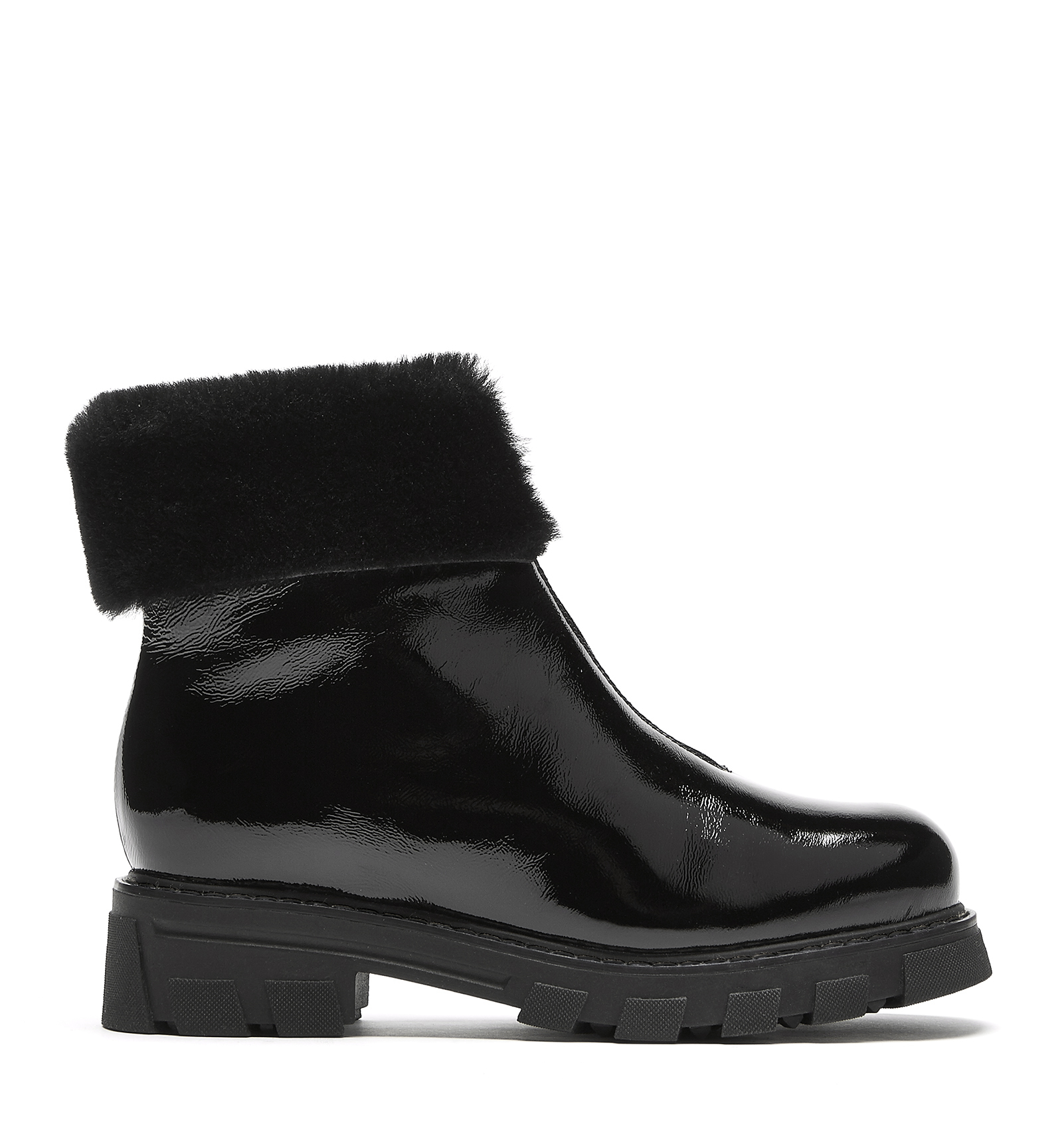 La Canadienne Abba Crinkle Leather Bootie In Black