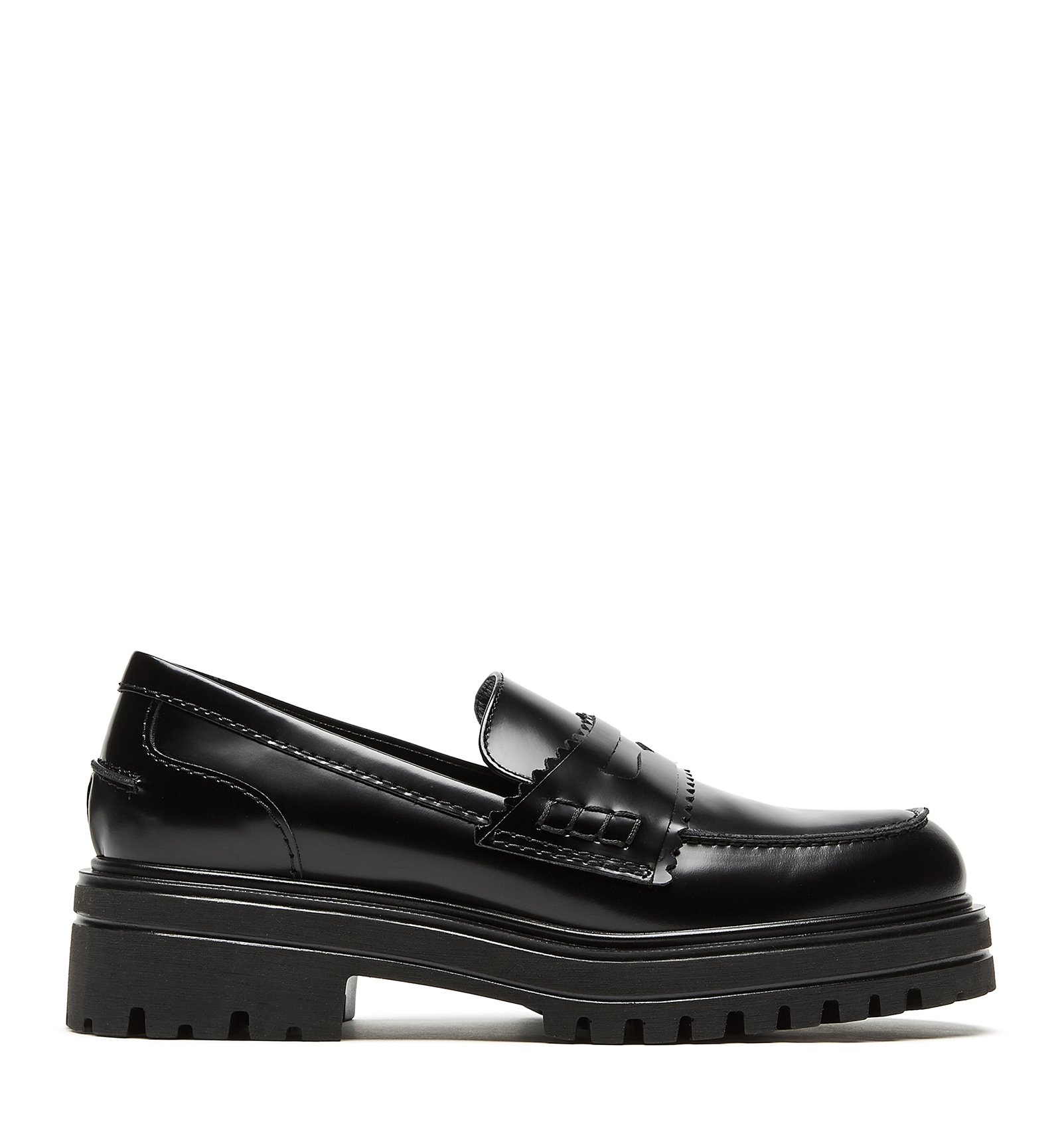 La Canadienne Rescale Patent Leather Loafer In Black